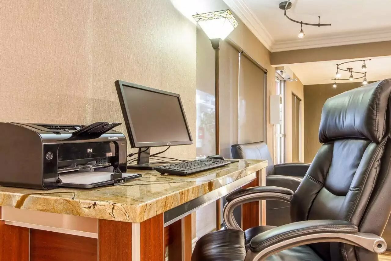 Фото Quality Inn Sacramento Convention Center