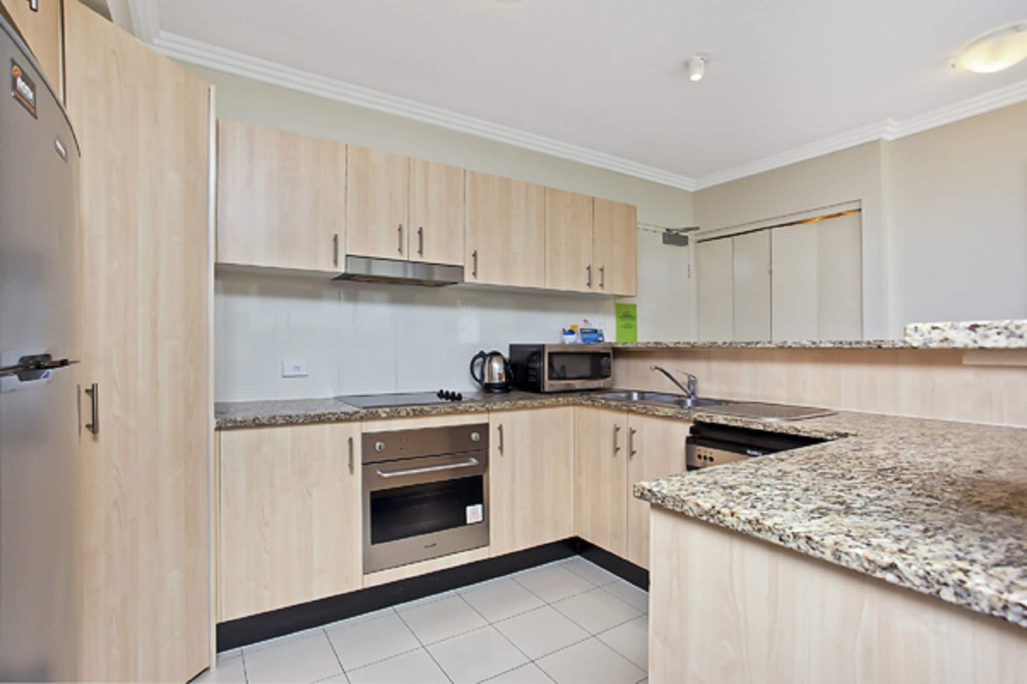 Фото Aqualine Apartments