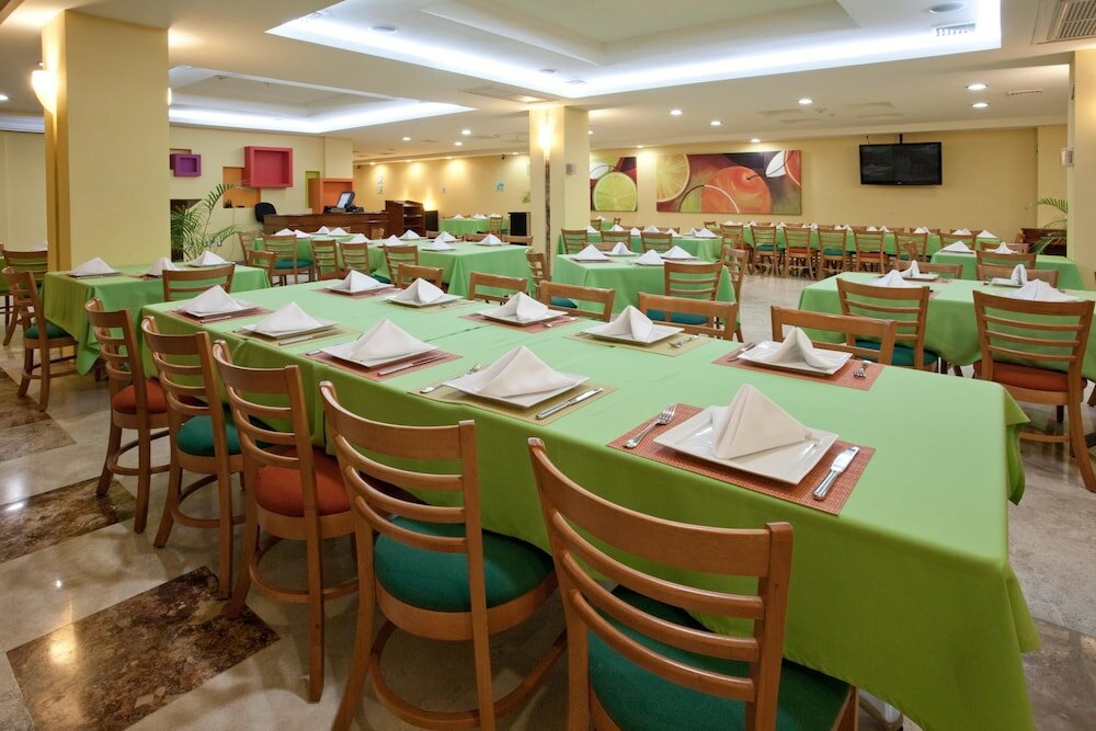 Фото Hotel Hipico Inn