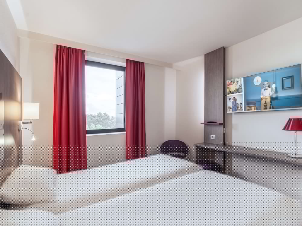 Фото Ibis Styles Toulouse Cite Espace