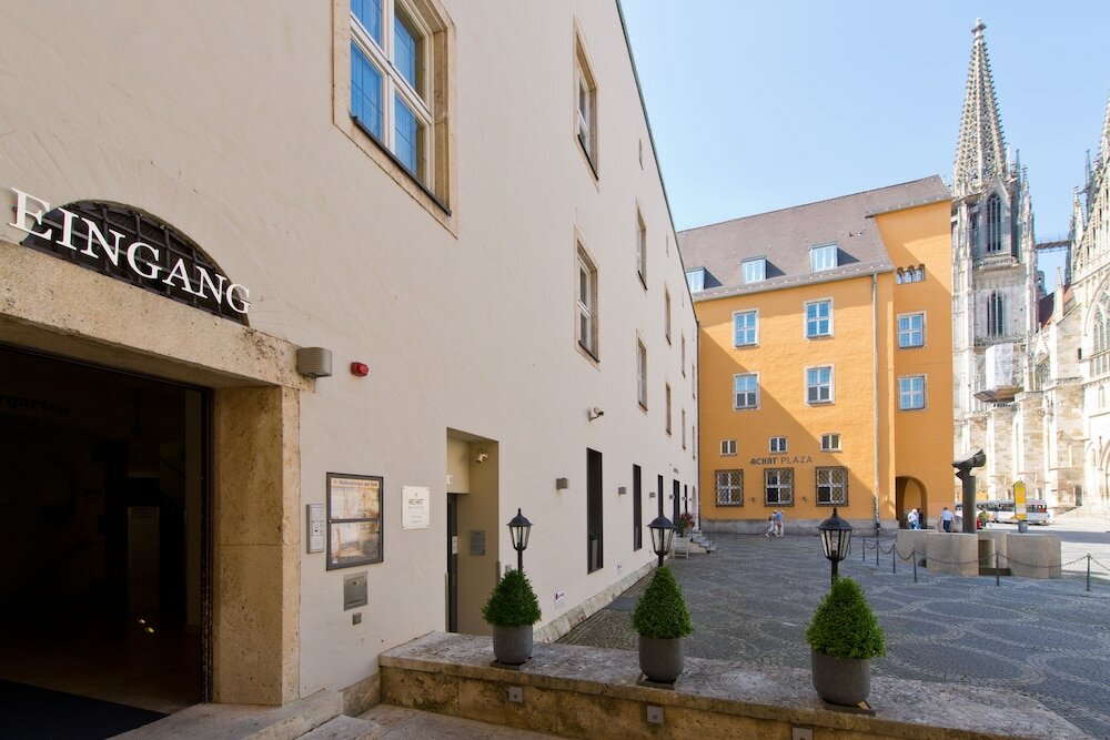 Фото Achat Hotel Regensburg Herzog am Dom