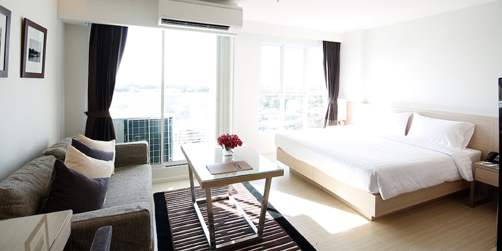 Фото Classic Kameo Hotel & Serviced Apartments, Ayutthaya