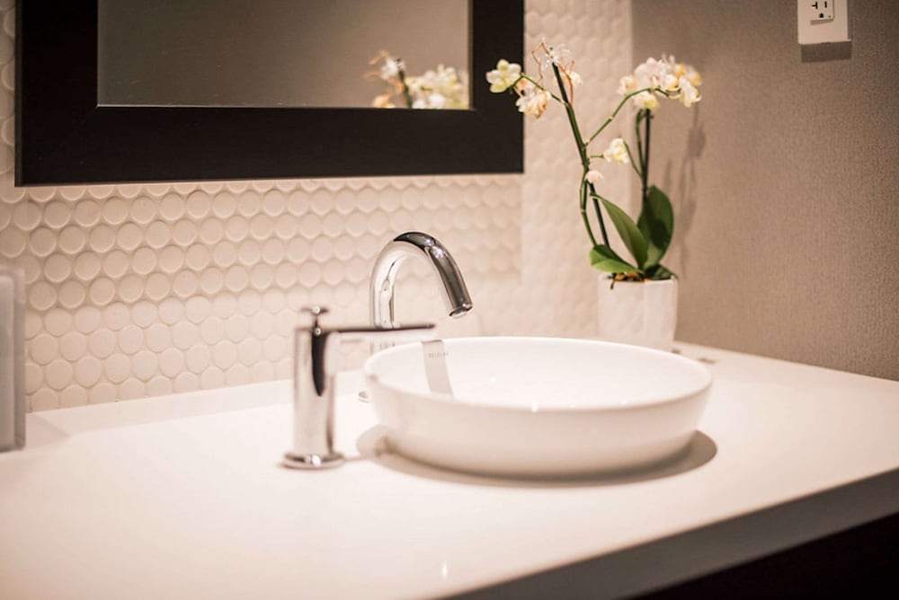 Фото Cambria Hotel Lax