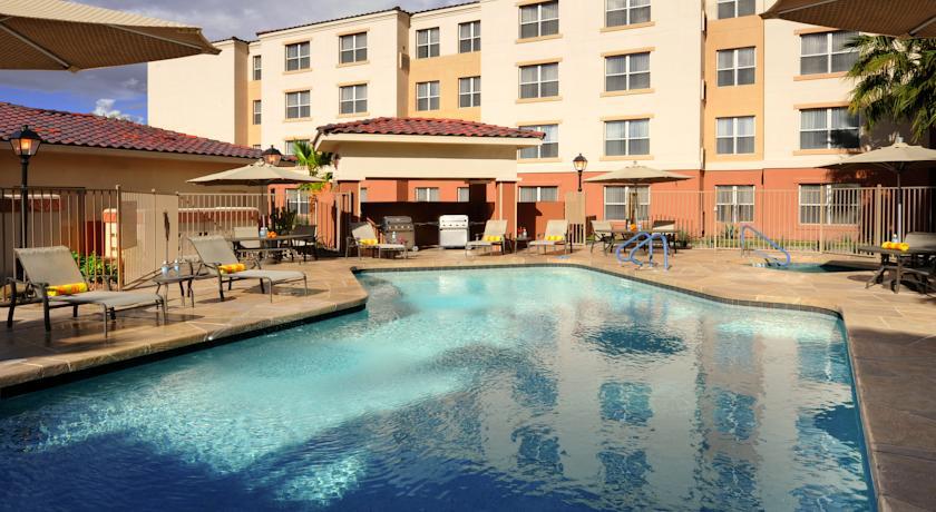 Фото Residence Inn by Marriott Phoenix Airport