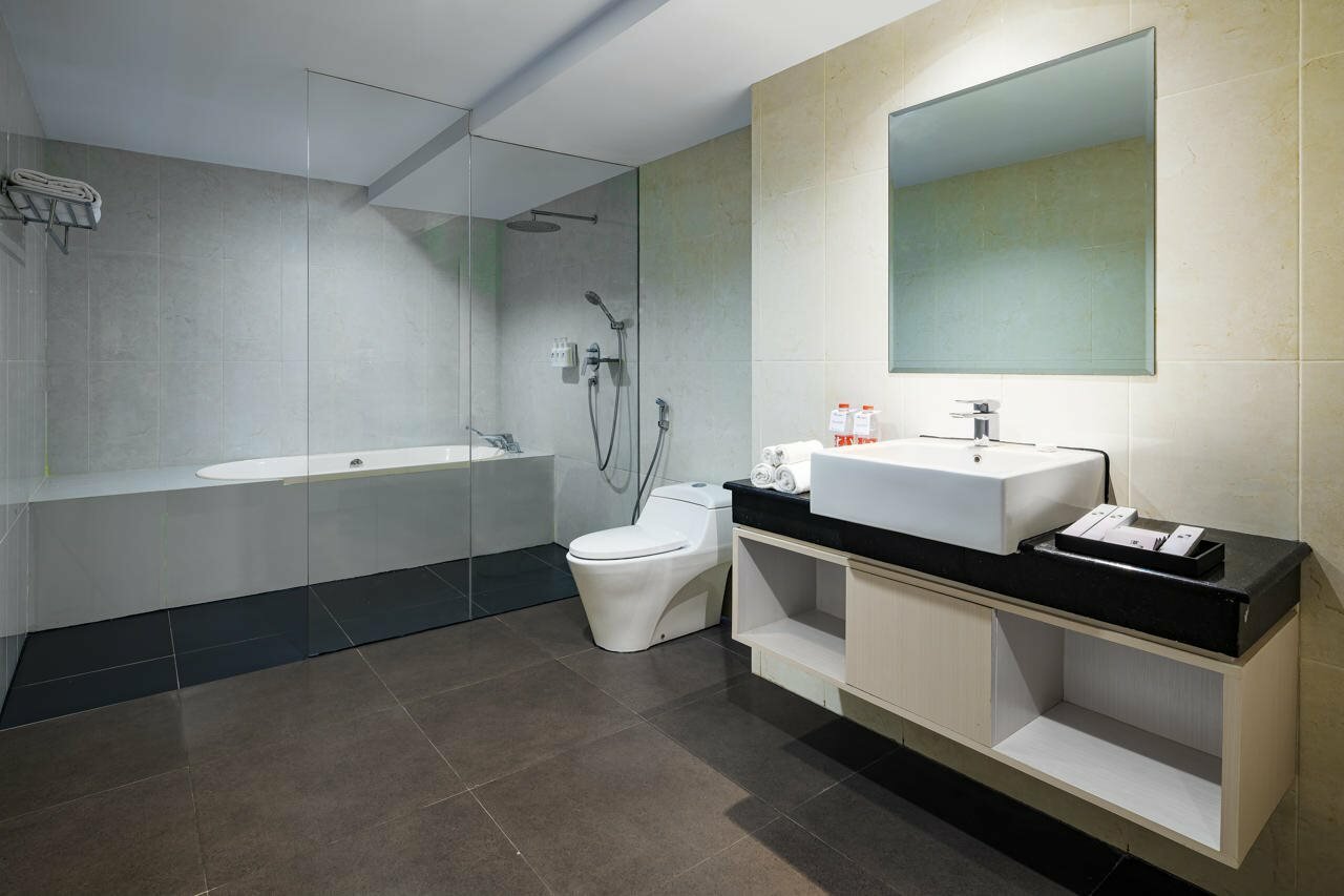 Фото Swiss-Belhotel Makassar