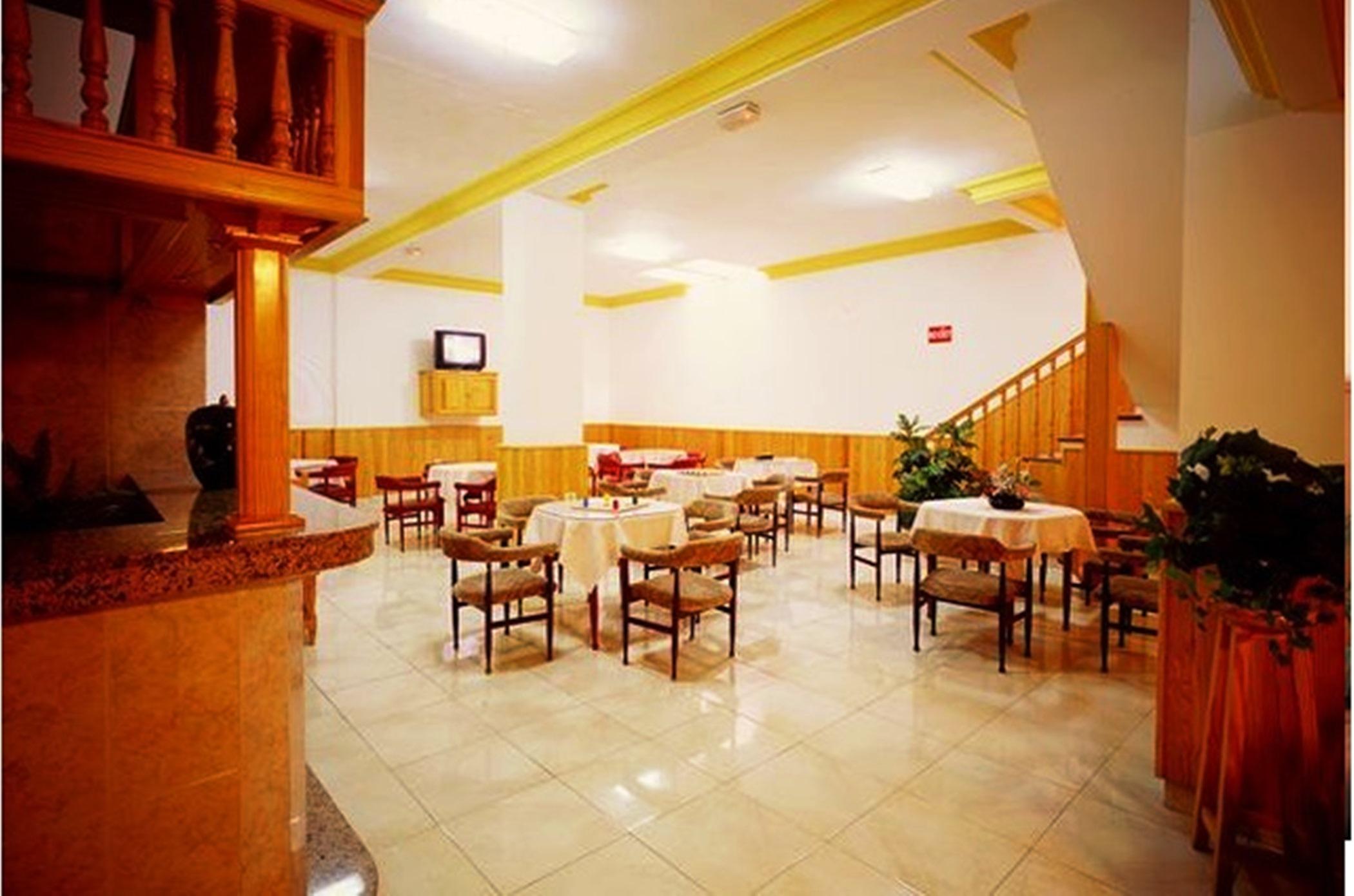 Фото Skyview Hotel