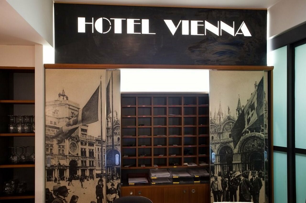 Фото Hotel Vienna