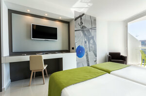 Гостиница Sirenis Hotel Goleta And SPA