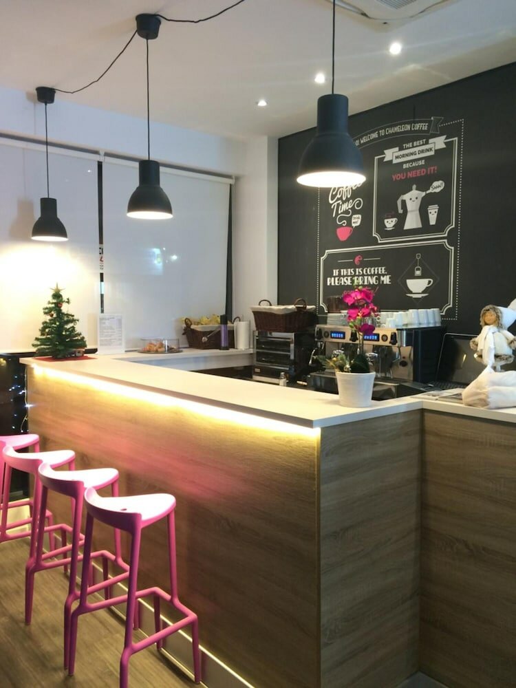 Фото Chameleon Hostel