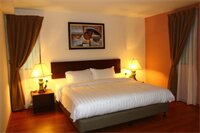 Фото 906 Riverside Hotel