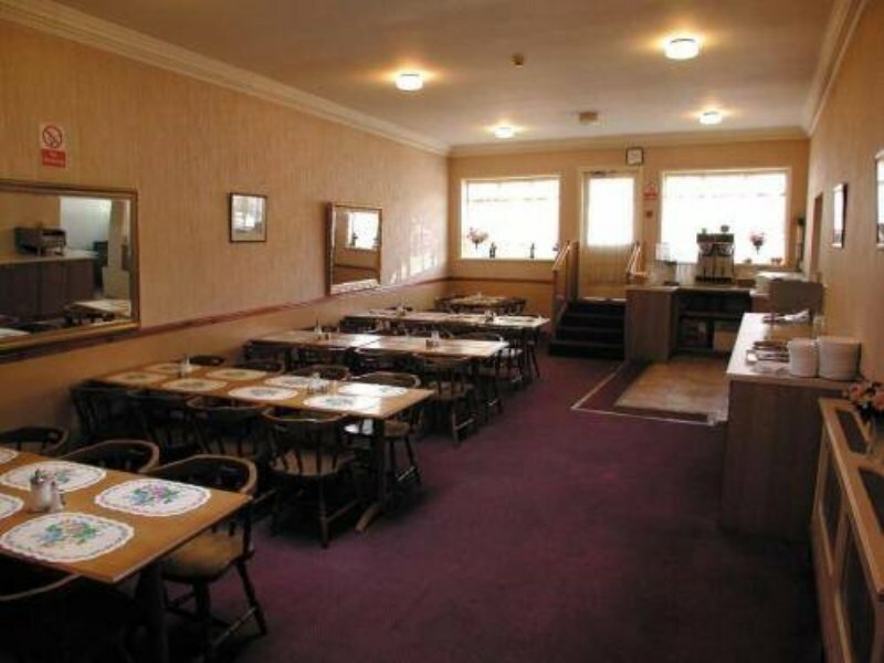 Фото Leigham Court Hotel