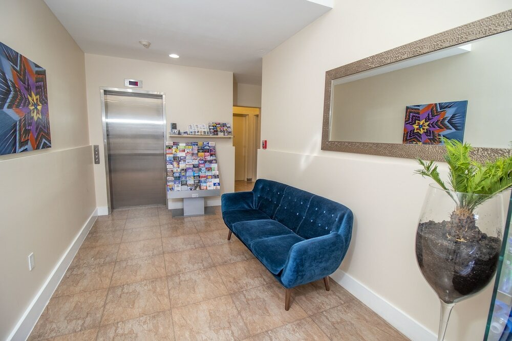 Фото Canal Loft Hotel