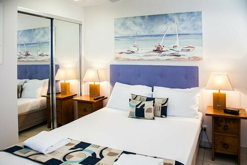 Гостиница Sandcastles Mooloolaba