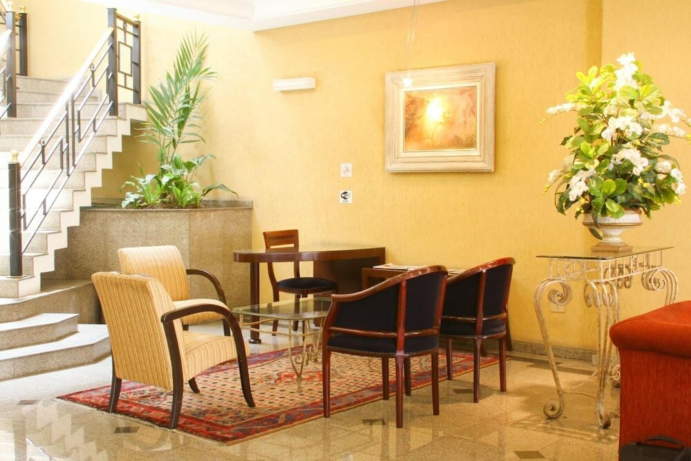 Фото Trevi Hotel & Business