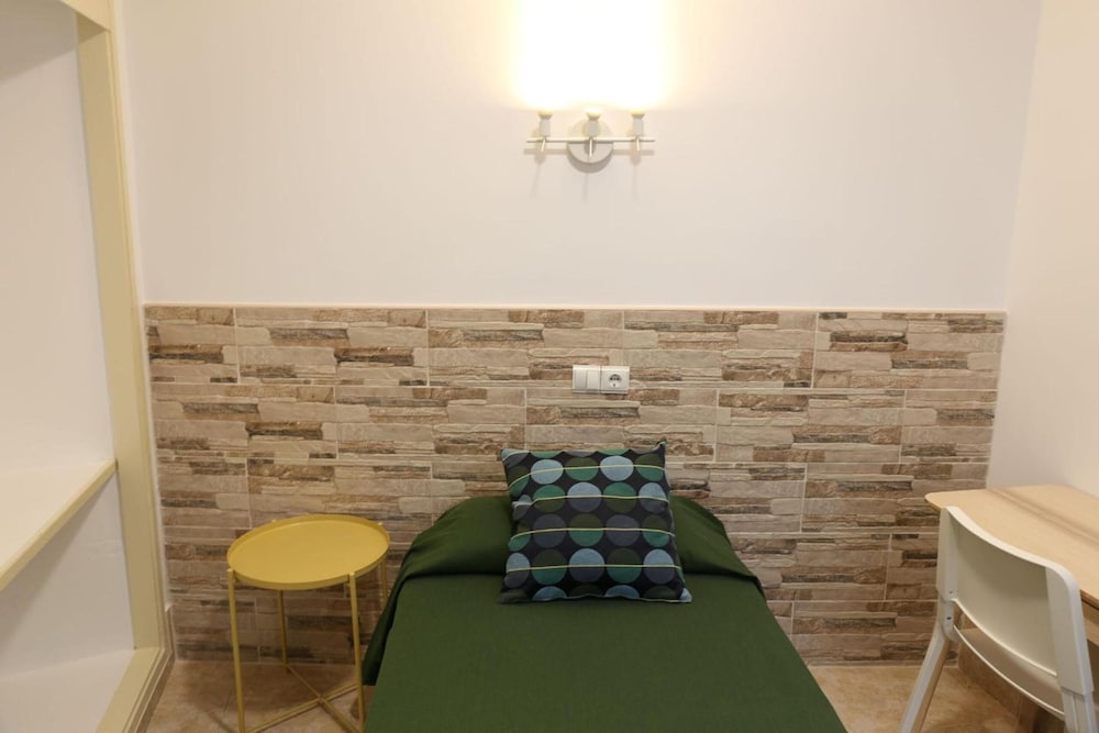 Фото Hostal Residencia Cardona