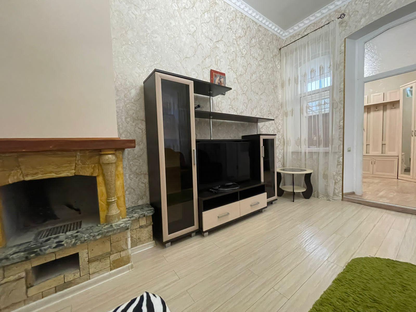 Фото Роза Кавказа