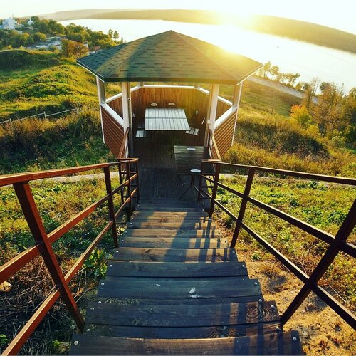 Гостиница Донжон в Калуге