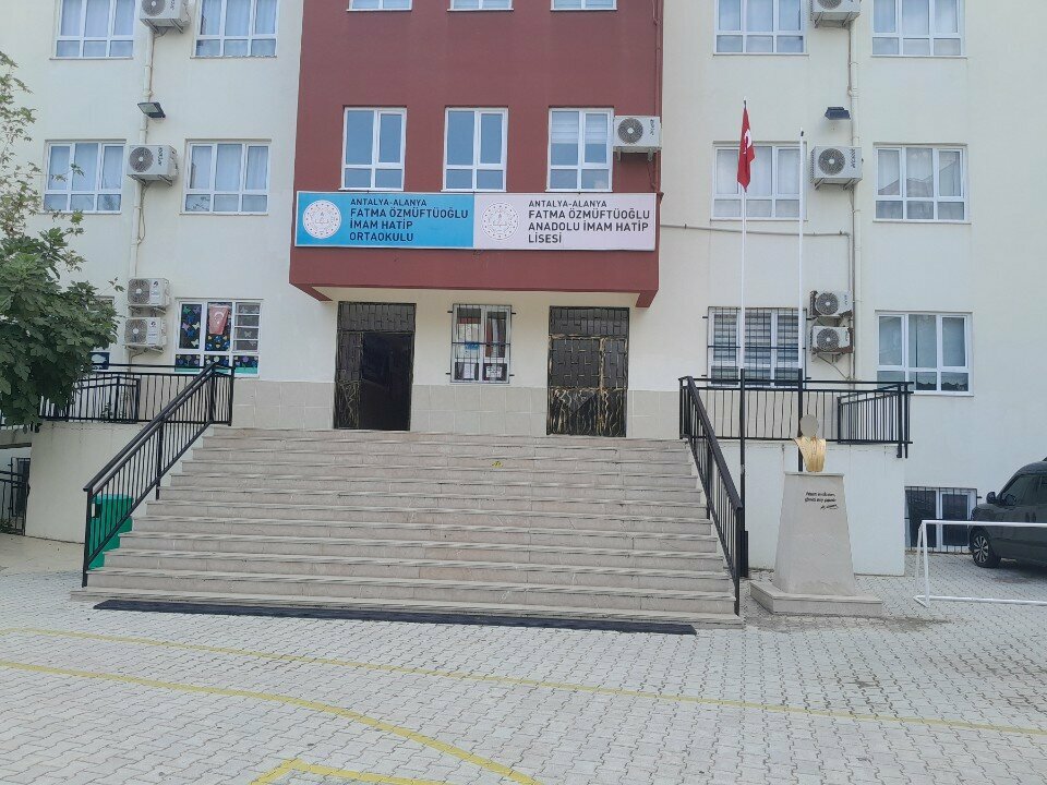 School Fatma Ozmuftuoglu Imam Hatip Secondary School, Alanya, photo