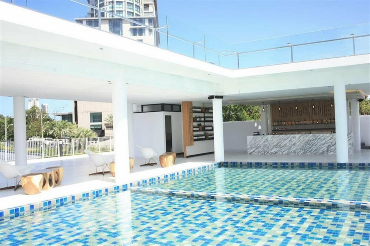 Фото Tsix5 Phenomenal Hotel Pattaya