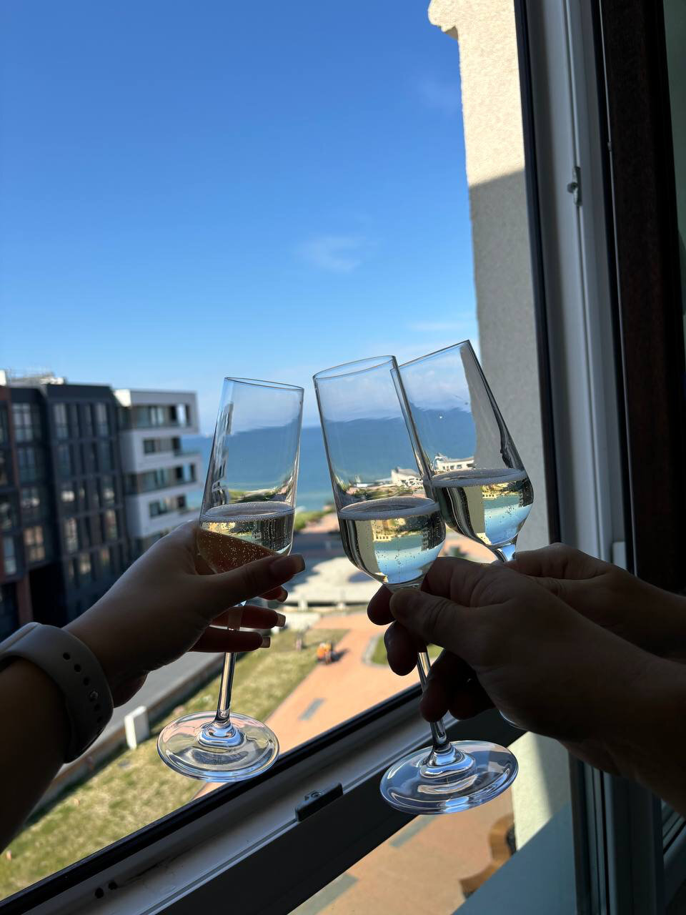 Фото 4Кайф Apartments