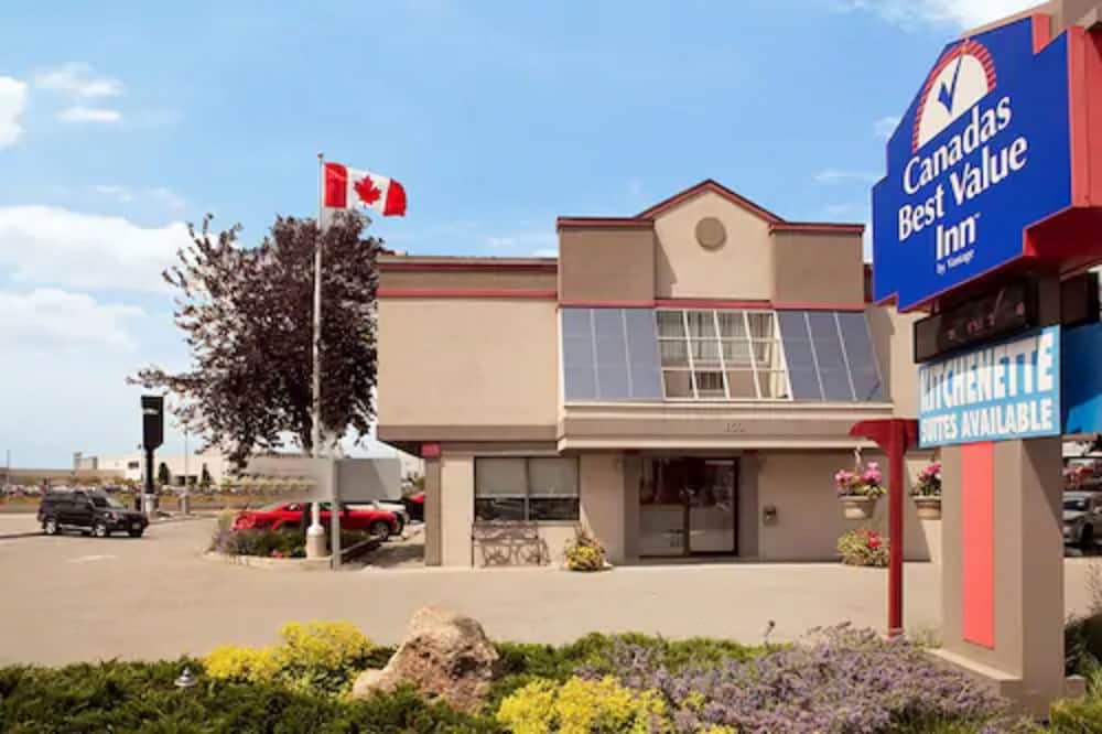 Фото Canadas Best Value Inn Toronto
