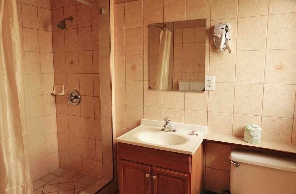 Фото Geneva Motel