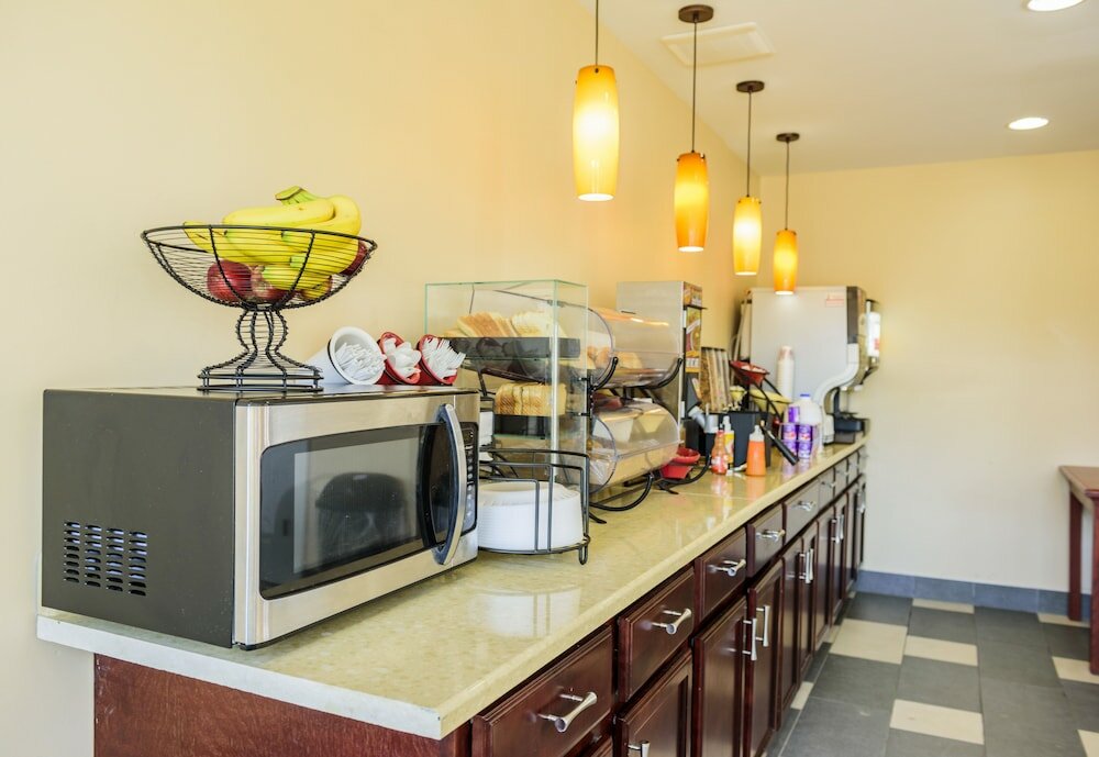 Фото AArya Hotel by Niagara Fashion Outlets