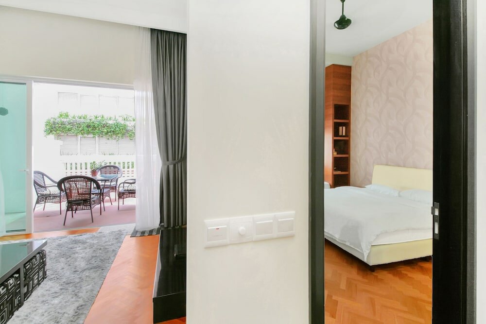 Фото Home Suites by Marina