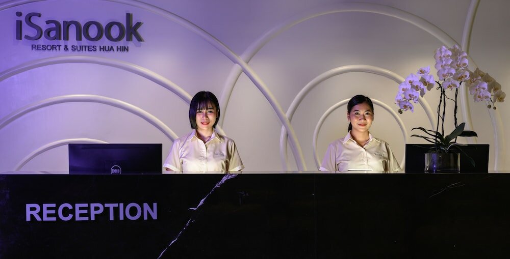 Фото Isanook Hua Hin Resort & Suites