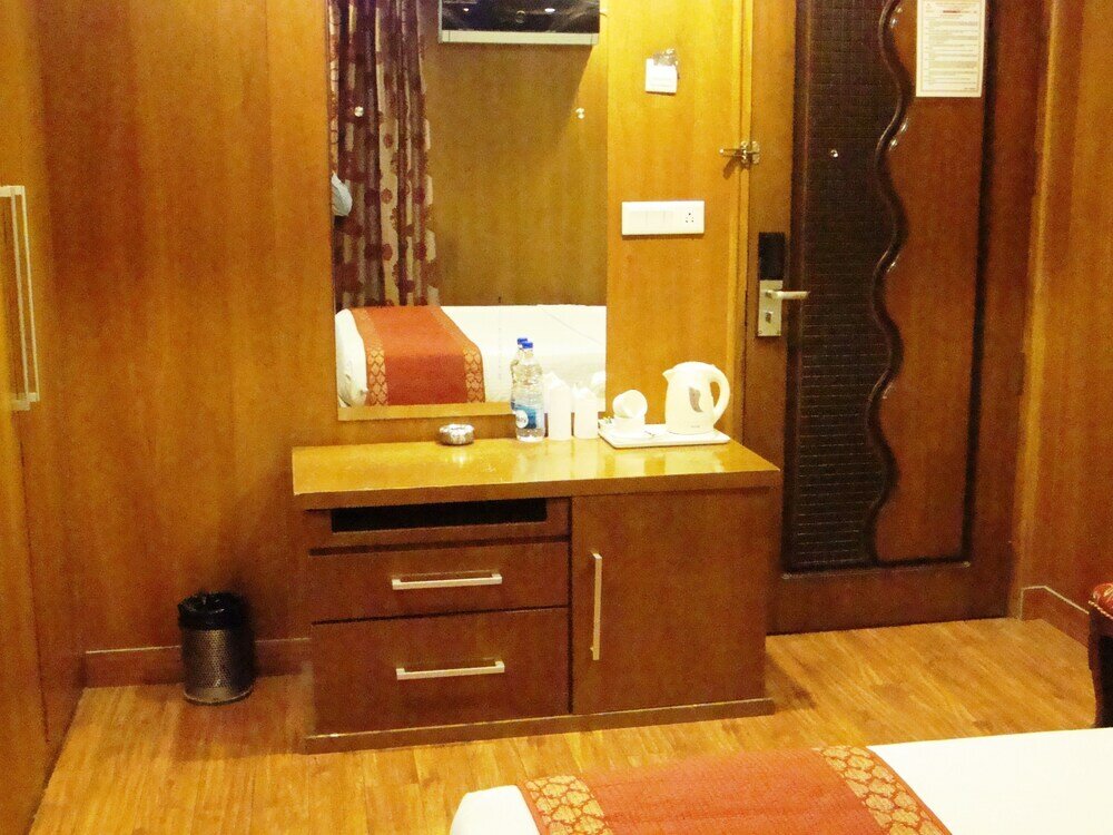 Фото Hotel Emarald