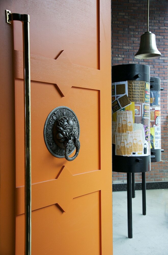 Фото Mob Paris Les Pouches