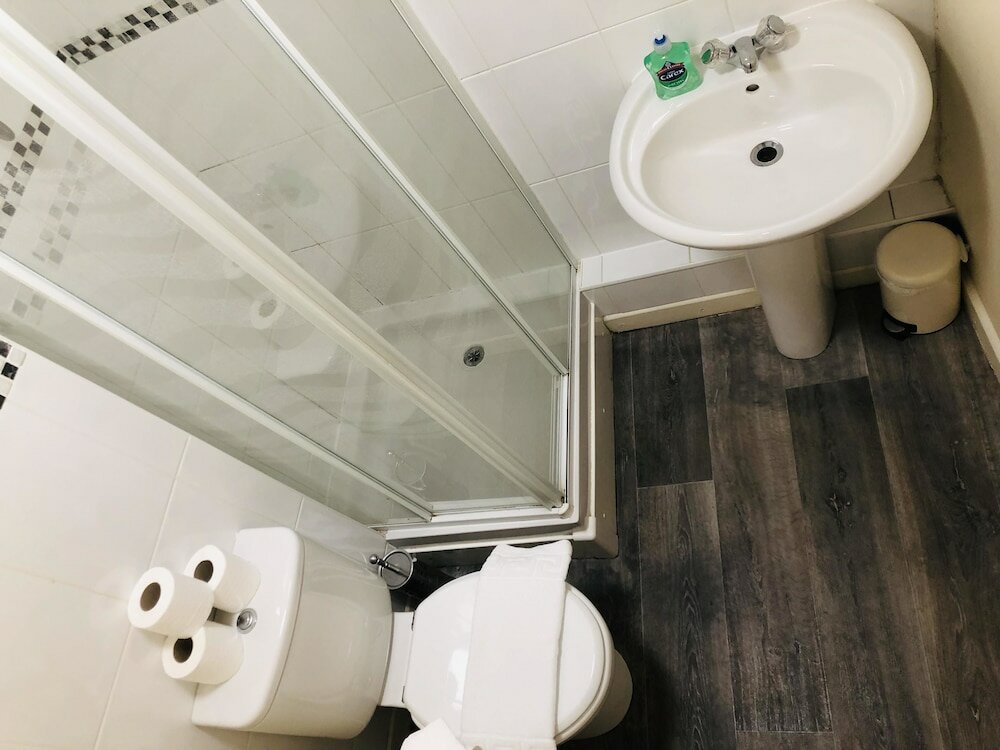 Фото Royal Ashton Hotel