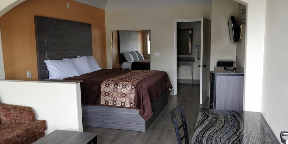Фото Regency Inn And Suites Galena