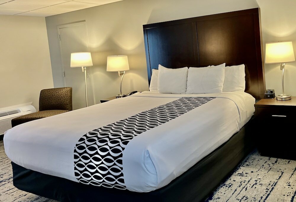 Фото La Quinta Inn by Wyndham Lynnwood