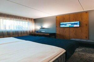 Go Hotel Shnelli (Tallinn, Toompuiestee Street, 37), hotel