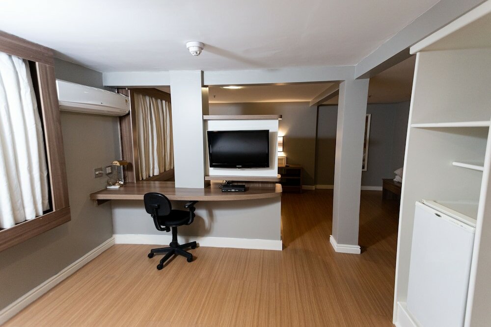 Фото Master Porto Alegre Hotel