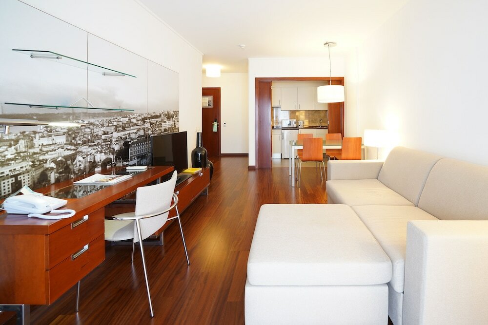 Фото Legendary Lisboa Suites