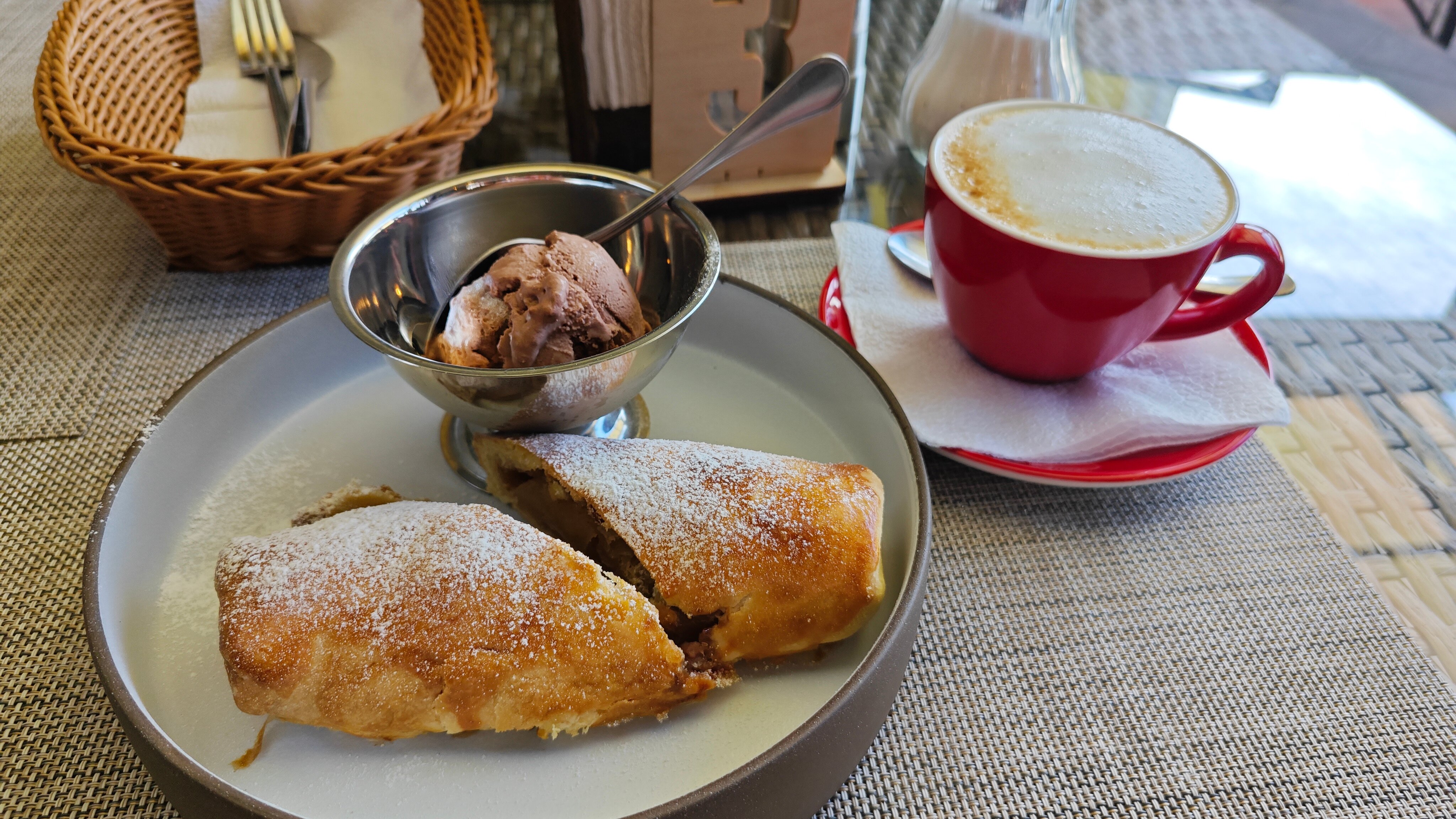 Фото Пеликан