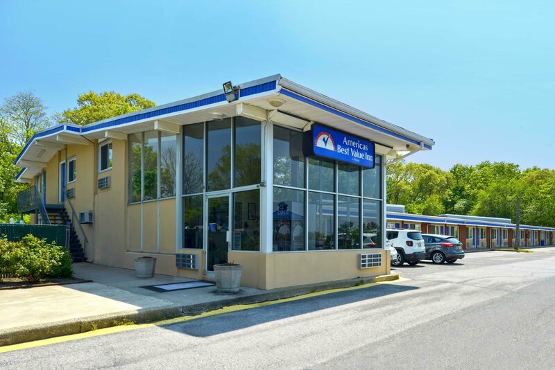 Гостиница Americas Best Value Inn Smithtown Long Island