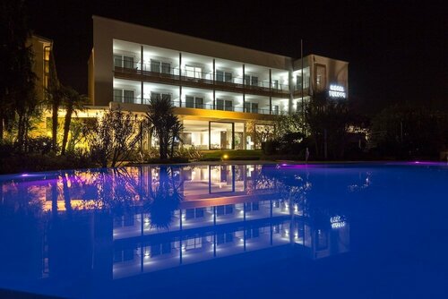 Внешний вид отеля Hotel Europa в Сирмионе, фото 1