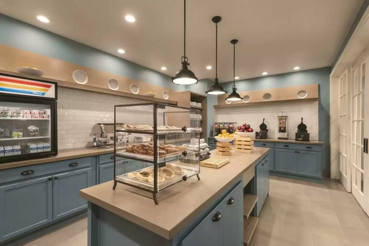 Фото Country Inn & Suites by Radisson, Oklahoma City-Bricktown, Ok