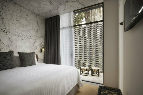 Гостиница Pug Seal Polanco Allan Poe в Мехико