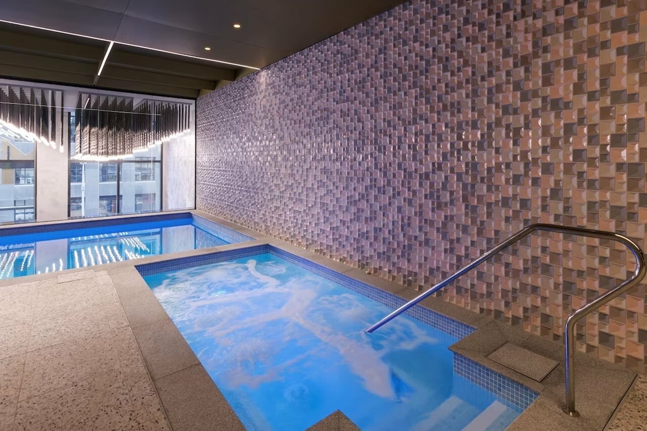 Фото Meriton Suites Melbourne