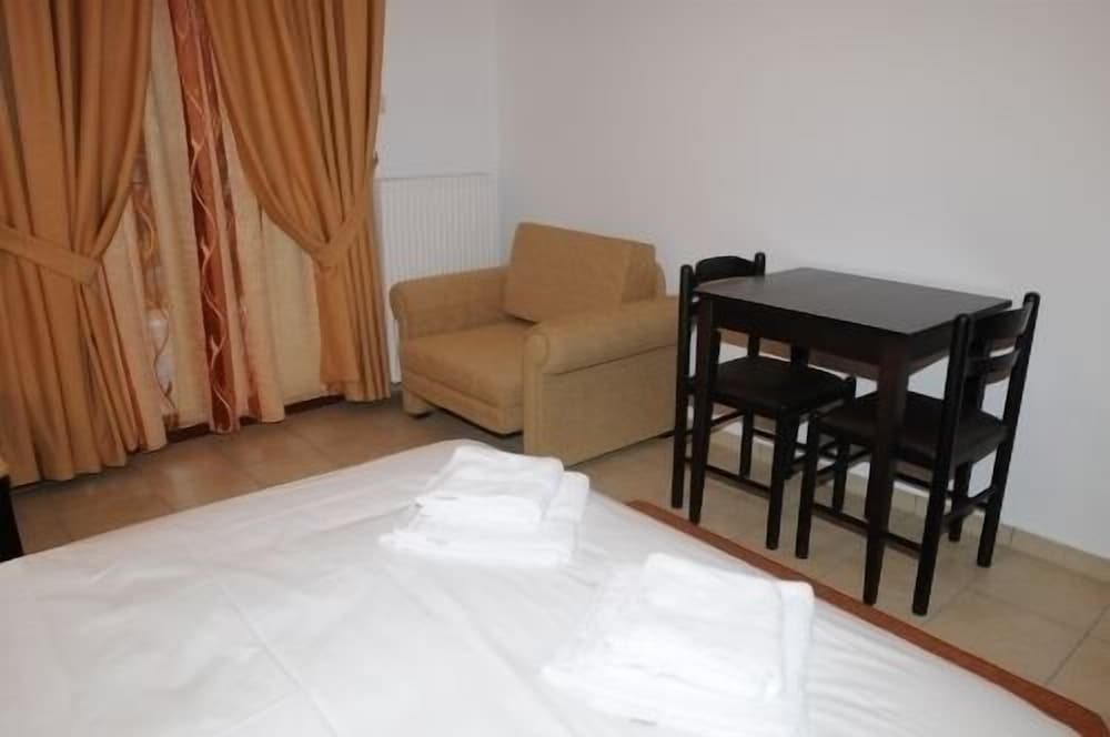 Фото Kastro Lilaias