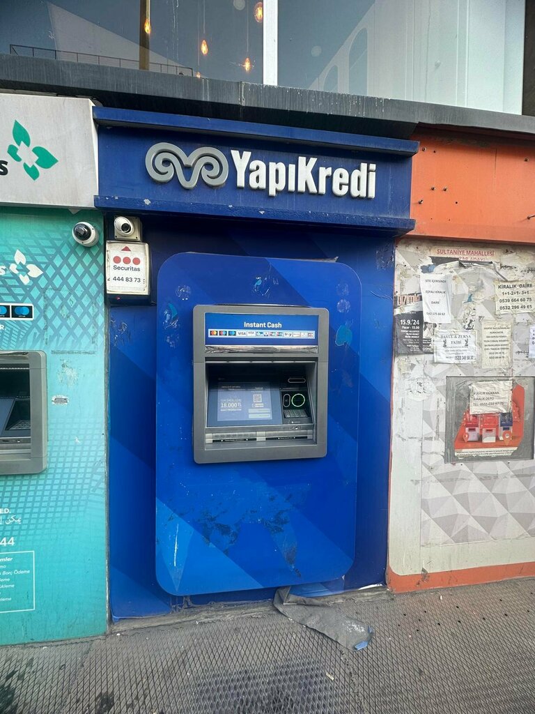 ATM Yapi Kredi, Istanbul, photo