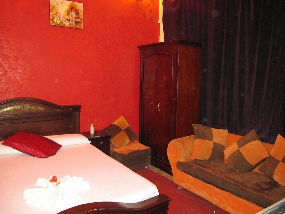 Фото City Plaza Hostel