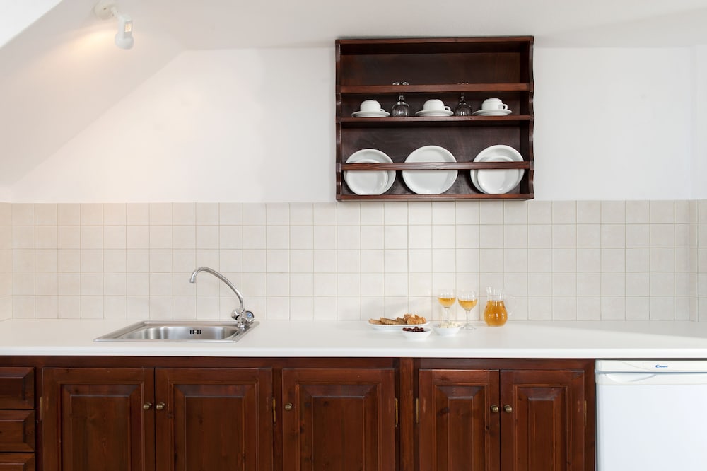 Фото Anthonas Apartments