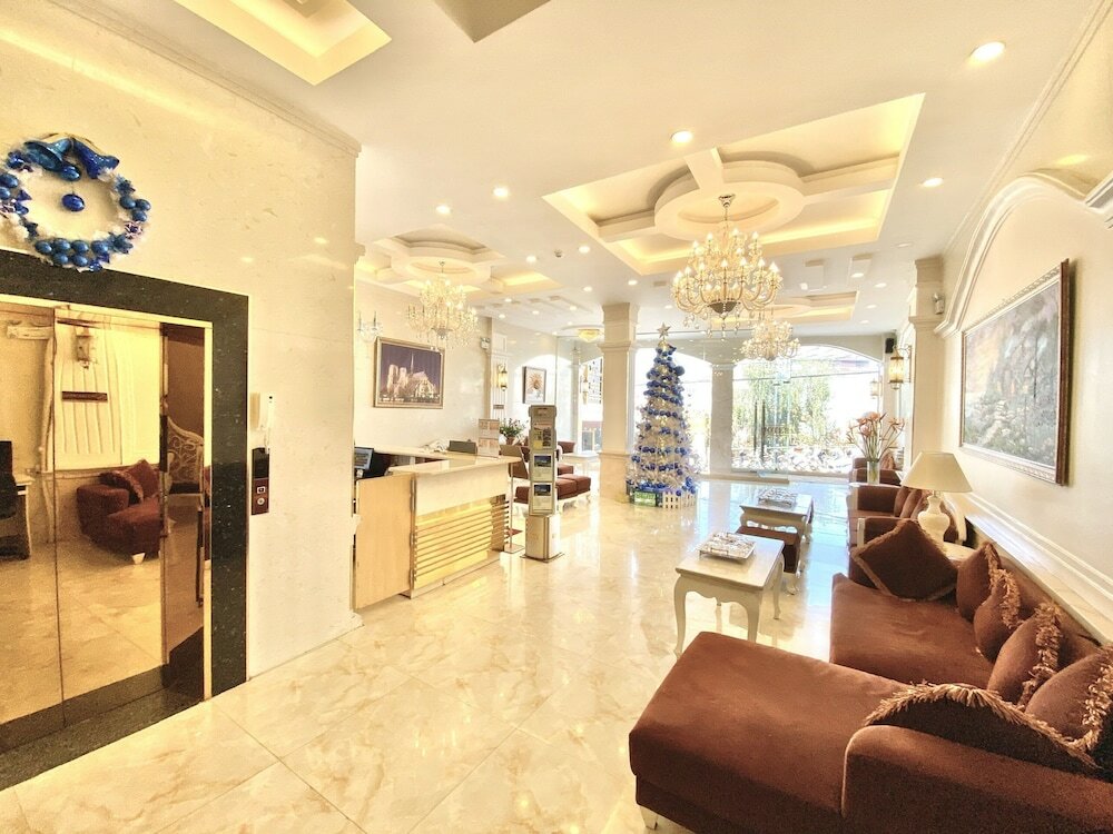 Фото Tulip Hotel 3