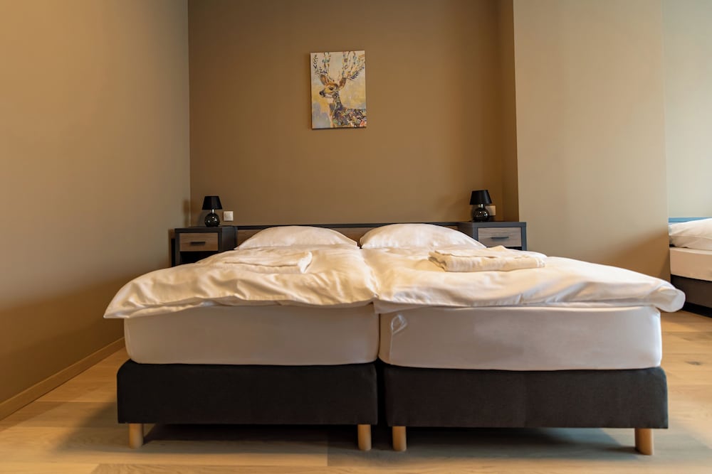 Фото A22 Hotel Gyál