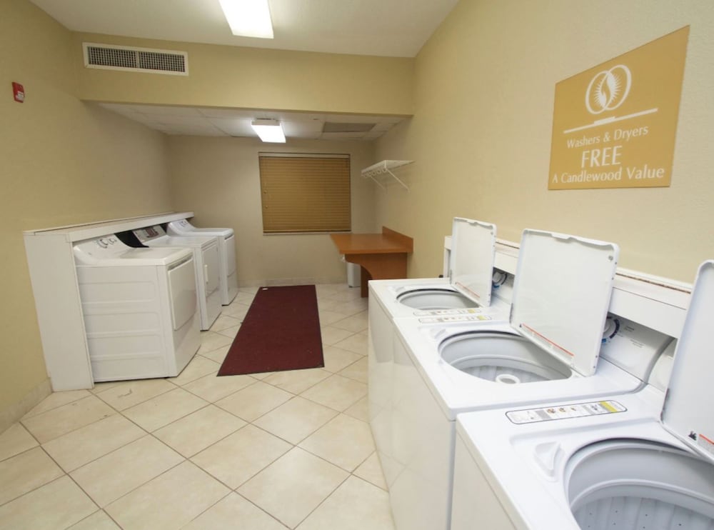 Фото Candlewood Suites West Little Rock, an Ihg Hotel